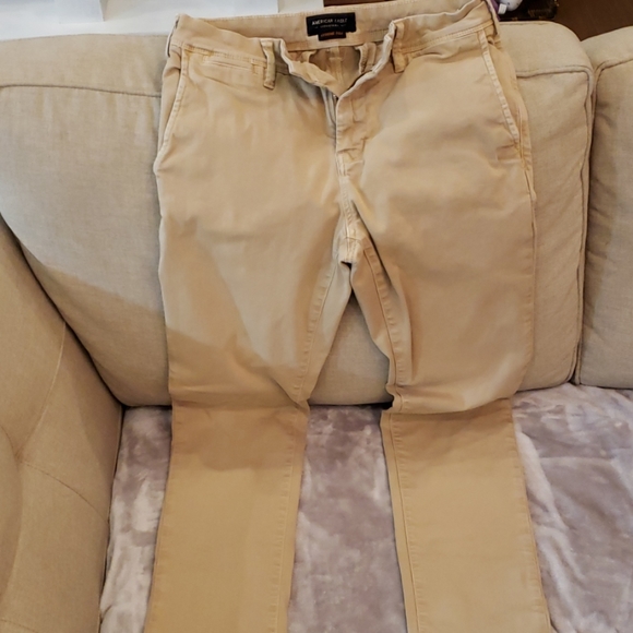 american eagle khaki pants mens